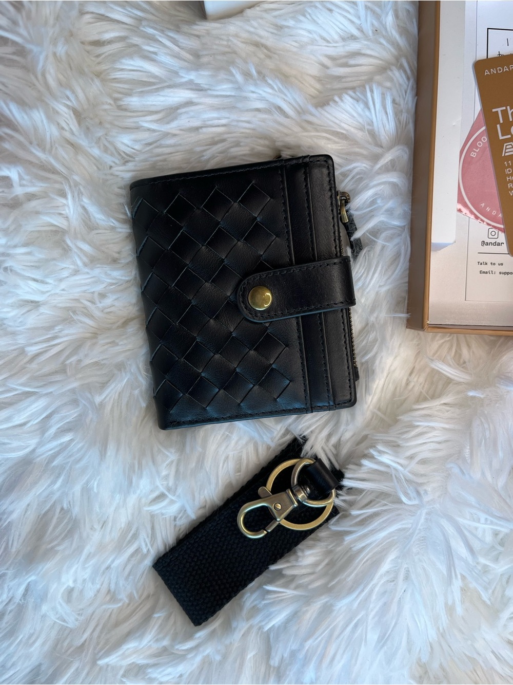 Andar The Lo Wallet in Black micro woven - Picture 4 of 6